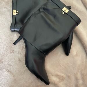 GBG FOLD OVER STILETTO POINTED BOOTS new never used